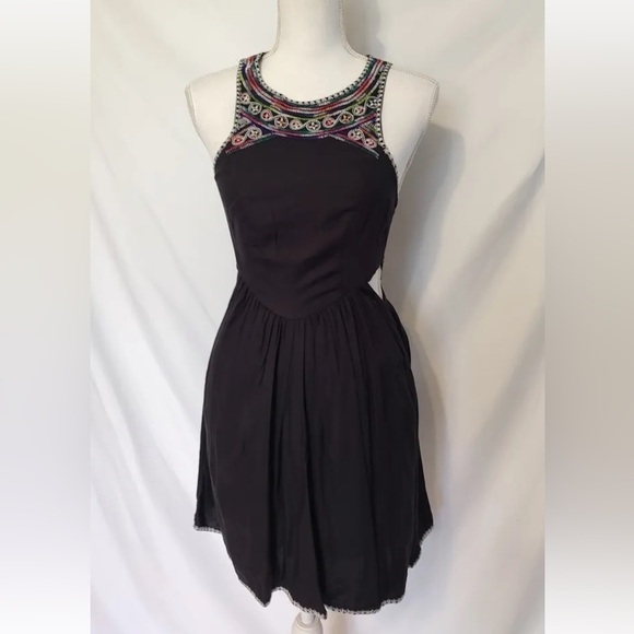 Billabong Designers Closet Boho Hippie Dress Shark bite Cut Out Side Sundress M - Picture 1 of 8